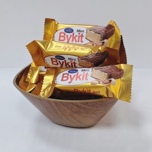 ویفر بایکیت بادام زمینی